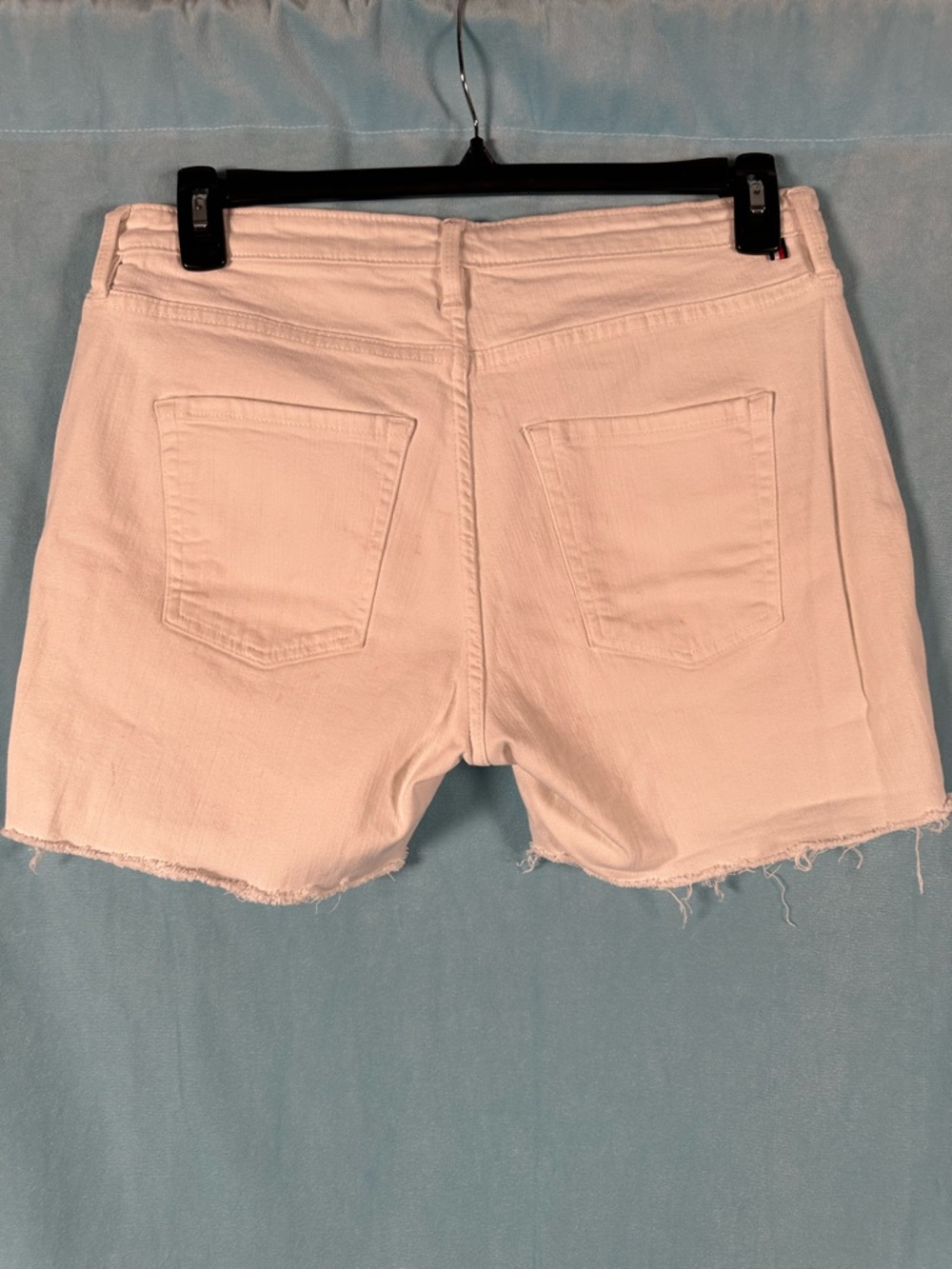 Tommy Hilfiger Light White Frayed Hem Jean Shorts - Picture 2 of 3